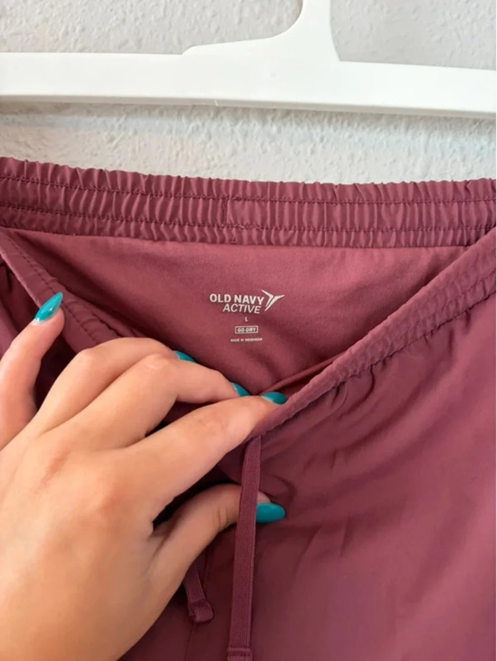 Old Navy Active Go-Dry Pink shorts size L